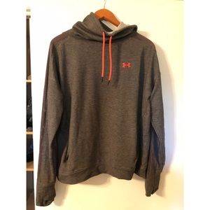 ‼️Women’s Under Armor Hoodie‼️ LIKE NEW!